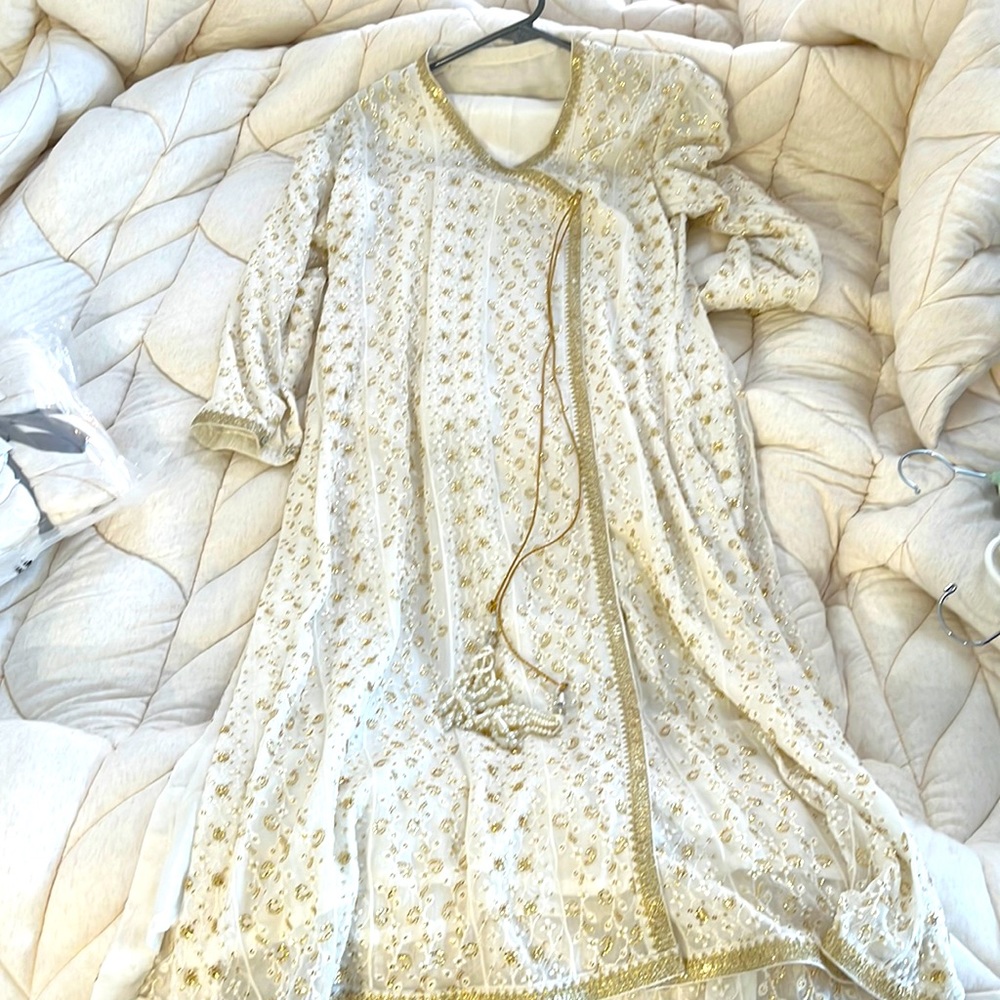 White and gold sequined chiffon 3 pc outfit
